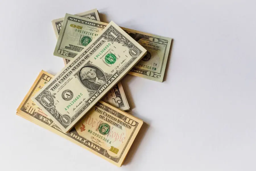 best time to travel to Jamaica and how to prepare - blog - American dollars